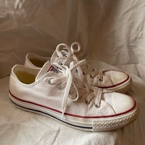 Converse Chuck Taylor’s Low Top. Size 7.5 Women’s; 5.5 Men’s. Classic White.